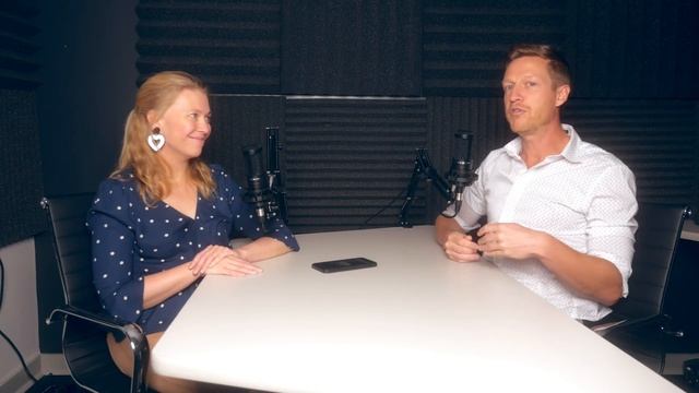 Advanced English Conversation: Talking about FOOD in the UK, USA, and Spain ?(with Subtitles!) смотреть онлайн