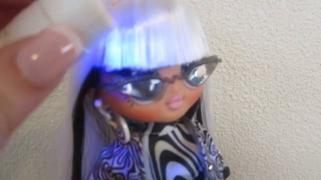 OMG doll (groovy babe) смотреть онлайн