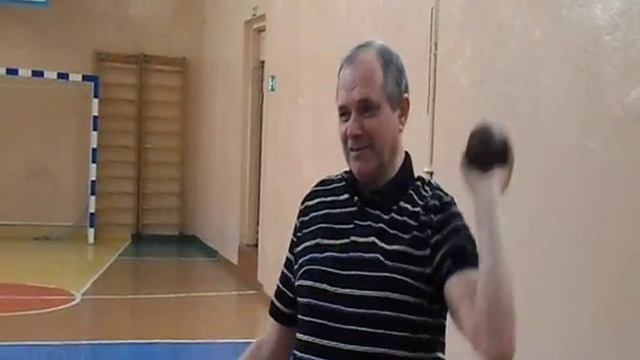 Гандбол-тренировка папы смотреть онлайн