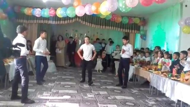 Осенний бал.7 класс флешмоб. смотреть онлайн