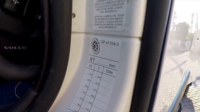 **VENDIDO** Volvo FM370 2010 4x2 Branco Top смотреть онлайн