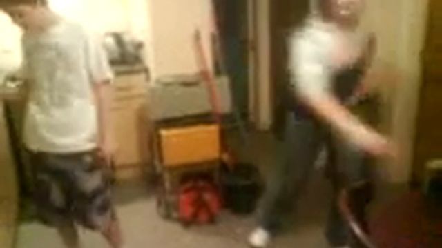 Soulja boy Me n Shexeh Em ahha (Pizzd) смотреть онлайн