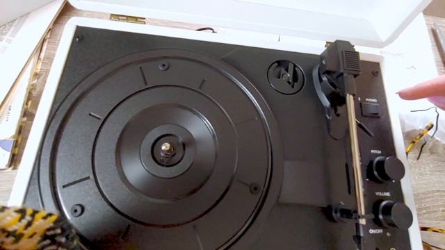 Crosley Cruiser Record Player Review and Demo! #crosley смотреть онлайн