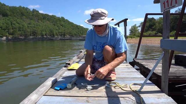 EZE Docker is perfect for docking or attaching anything to a boat dock with quick style installatio смотреть онлайн