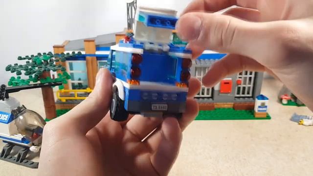 LEGO city 4440 Обзор сквозь время! смотреть онлайн