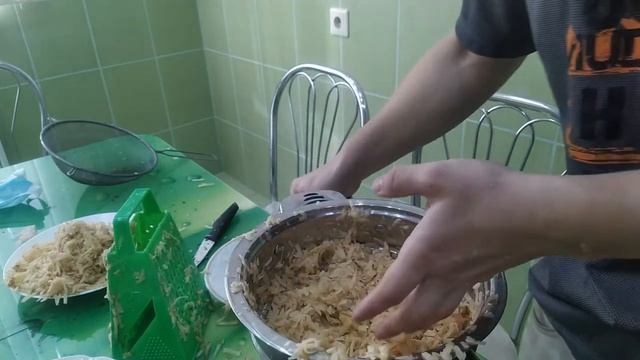 ВЫЖАЛ СОК ИЗ КАРТОШКИ И СВАРИЛ ИЗ ЭТОГО СУП смотреть онлайн