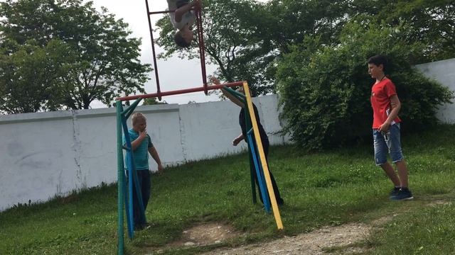 Сделали 700 солнышек на качелях! смотреть онлайн