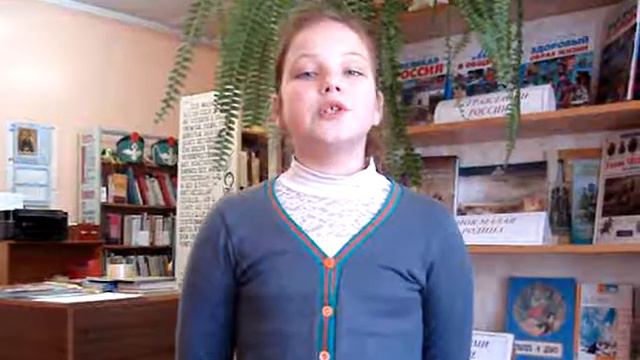 Страна читающая — Дарья Томарова читает произведение «Свинья под дубом» И. А. Крылова смотреть онлайн