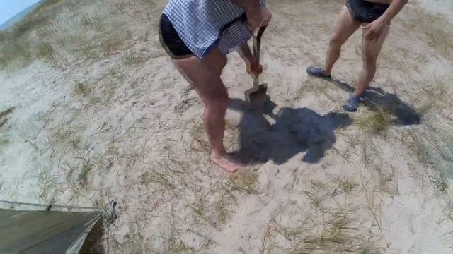 Как Надежно Установить Палатку На Песке смотреть онлайн