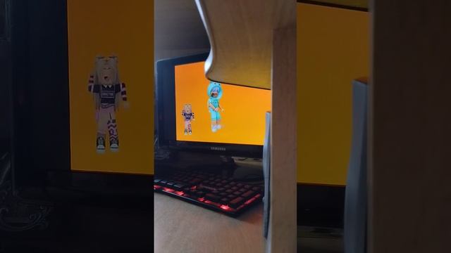 Чудо Чай и Роблокс Квин - Песня Про Морковь Часть 2 смотреть онлайн