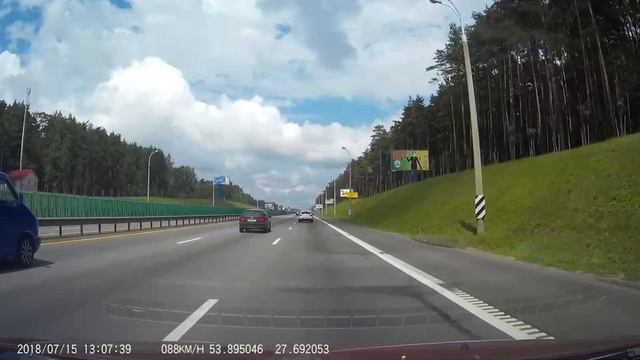 Леворядник-тихоход на МКАДе смотреть онлайн