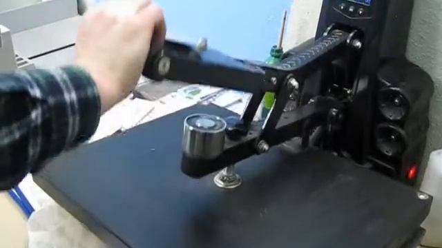 Уникальность бровей