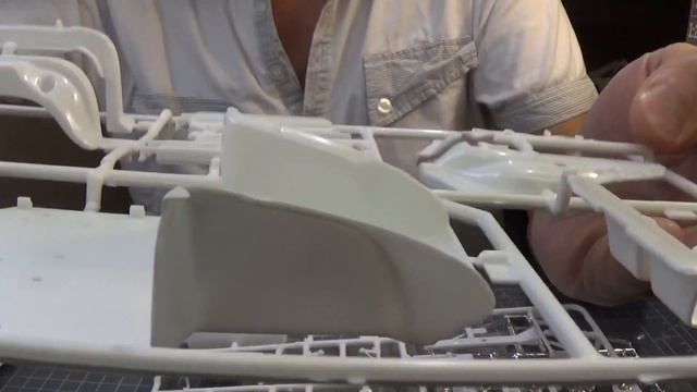 Porsche Carrera RS 3.0 Scale model REVELL 1:25 Vidéo build смотреть онлайн