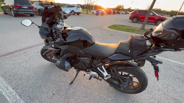 BMW R 1250 RS Two Year Owner Review смотреть онлайн