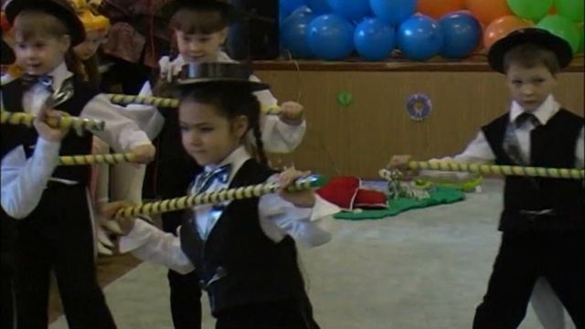 №6. "Танец с тросточками" (Конфетти №4 — Экология №1) смотреть онлайн