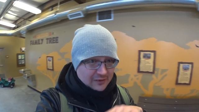 Зоопарк в горах Колорадо Спрингс. Животные в США смотреть онлайн