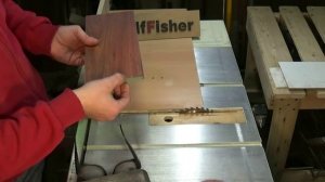 Как резать ламинат циркулярной пилой по дереву