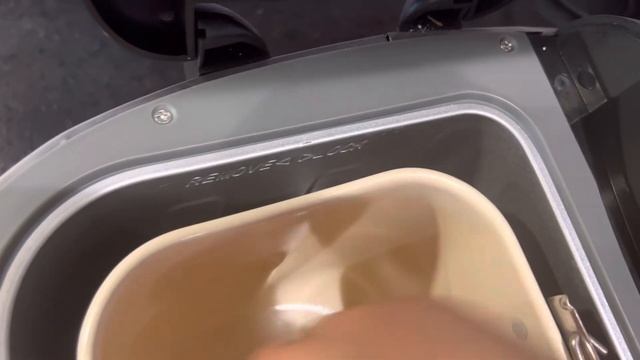 BEST BREAD MAKER || UNOLD ONYX 8695 MODEL || BEST BREAD MAKER FOR HOMEMADE BREAD LOVERS смотреть онлайн