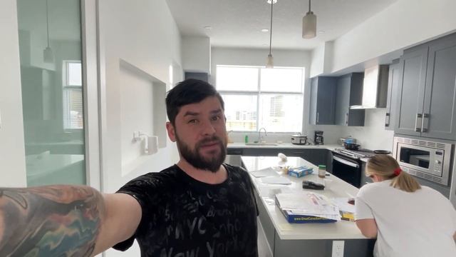 Седьмой день в Канаде. Ставим авто на учет. Цены на продукты в Канаде смотреть онлайн