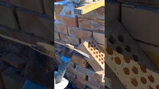 инструмент каменщика кирка и мастерок смотреть онлайн