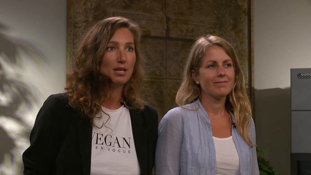 Caroline von Schwerin & Stephanie Klann // Mit deinem Business nebenbei die Welt retten // Intervie смотреть онлайн