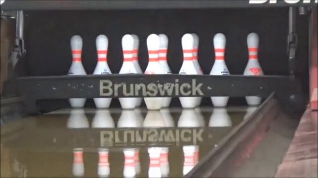 Season 3 on Orange Bowl Lanes смотреть онлайн