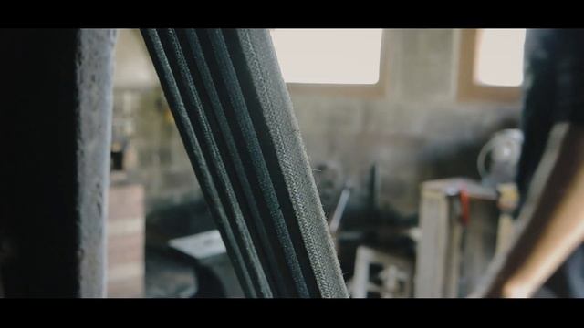 НОЖ ИЗ ЛАМИНАТА смотреть онлайн