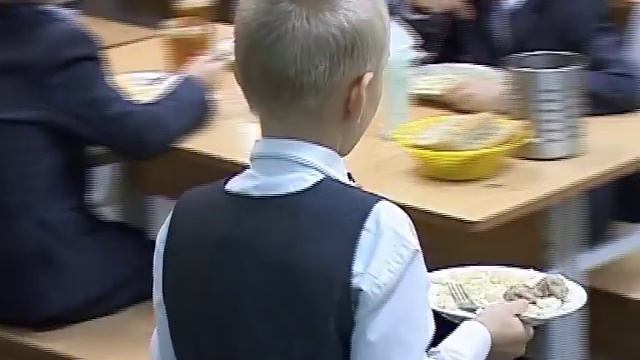Власти Верхней Салды проверили качество школьного питания смотреть онлайн