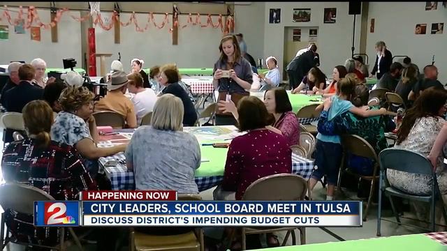 City leaders, school board meet in Tulsa смотреть онлайн