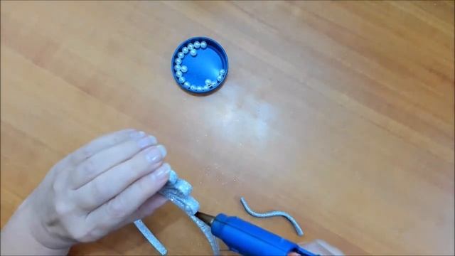 DIY/МК Как сделать корону для снежинок и снегурочек.Crown for snowflakes and snow maiden смотреть онлайн