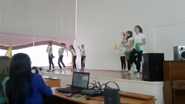 ВЛОГ. ВЫСТУПЛЕНИЕ в 49 ШКОЛЕ❤ смотреть онлайн
