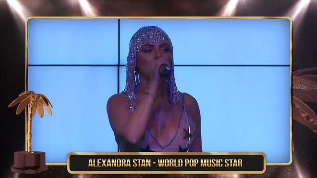 Alexandra Stan - VI. Golden Palm Awards & İstanbul смотреть онлайн