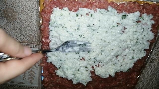 Рулет из фарша с рисом. смотреть онлайн