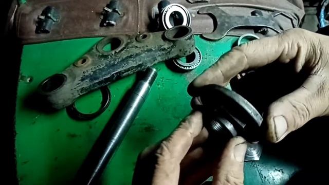 Установка подшипников 30205 в рулевую колонку мото Урал смотреть онлайн