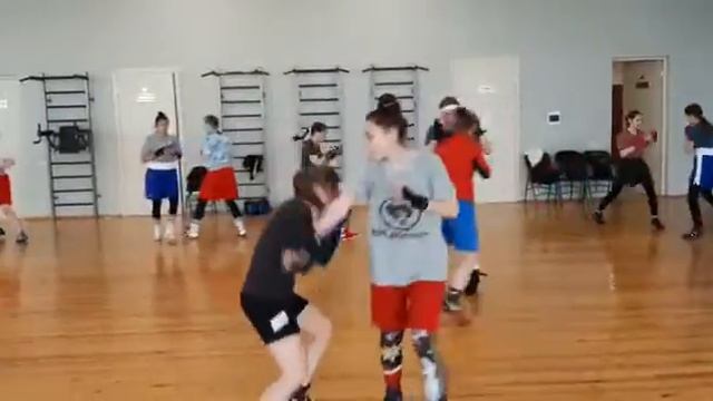 Девушки-боксёры готовятся к Первенству Европы смотреть онлайн