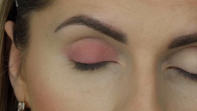 Lovely Pastel Tropics Eye-shadow Palette - All Swatches On Eyelids! ?