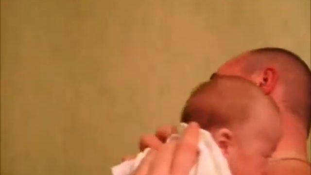 у малыша икота ! сыночку 2 месяца смотреть онлайн