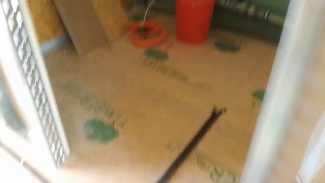 Электрик Прага. Почему нельзя сверлить возле электрощита. смотреть онлайн