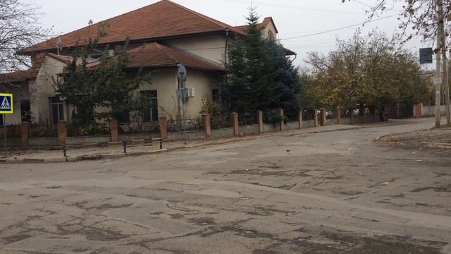 10. Перекрёсток ул. Пушкина - ул. Садовяну (бывш. Пионерская) смотреть онлайн