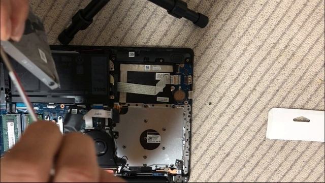 Vostro 15 3000(3581) SSD追加とメモリ交換 смотреть онлайн