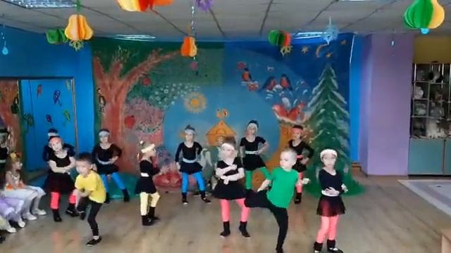 Диско 80-х (6 лет) смотреть онлайн