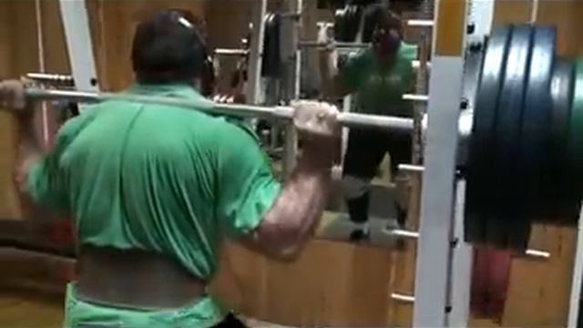 Юрий Леонов приседания июнь  2012г