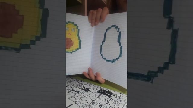 Как нарисовать милого авокадика по клеточкам??? смотреть онлайн