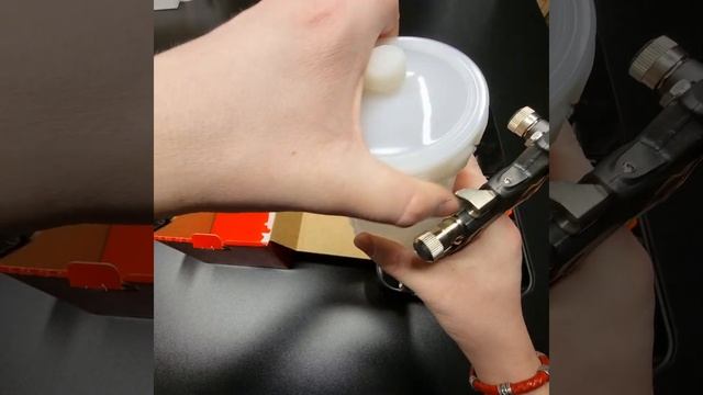 Сравнительный обзор краскопультов WALCOM SLIM XLIGHT HTE и ANI ITALY F 160 S PLUS HPS смотреть онлайн