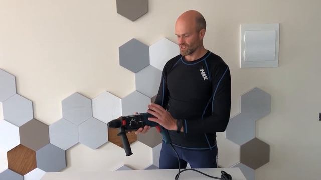 Перфоратор BOSCH GBH 2-28 Professional Видеоотзыв (обзор) Игоря смотреть онлайн