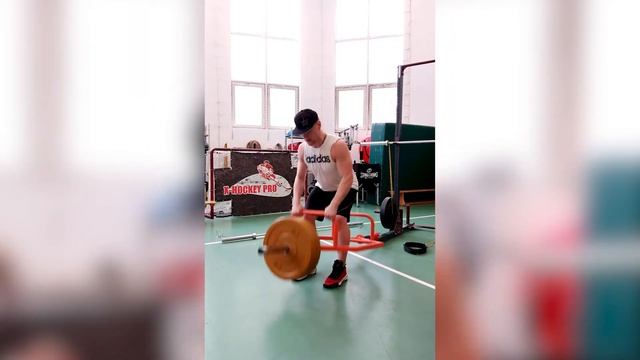 Трэп- гриф для становой тяги- необычные упражнения c HEX Bar смотреть онлайн