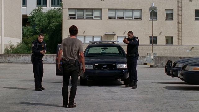 Rick negotiates with cops | The Walking Dead S05E08 смотреть онлайн