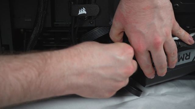 How to Safely Fit an NVIDIA RTX 4090 Founders Edition GPU in a Corsair 4000D Case смотреть онлайн