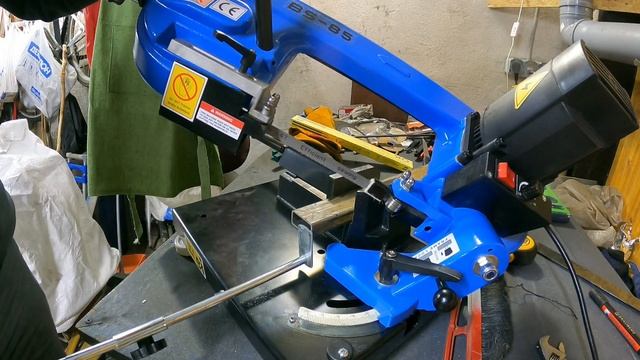 Станок ленточнопильный по металлу FABTEC BS-85 и другие штучки. Угол 45°и 90°без проблем. смотреть онлайн