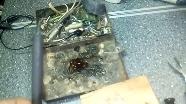 Секрет как правильно и быстро паять лакированные провода! смотреть онлайн